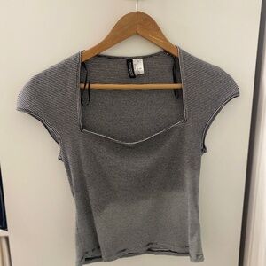 Black & white striped H&M top